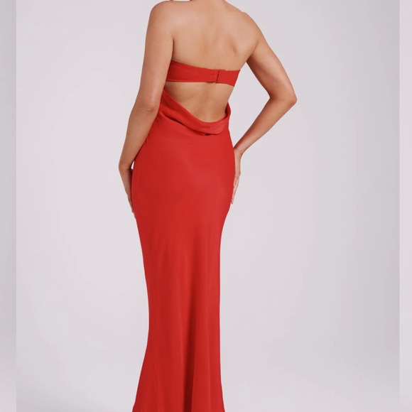 Meshki red long strapless dress NEW WITH TAGS - Picture 3 of 7